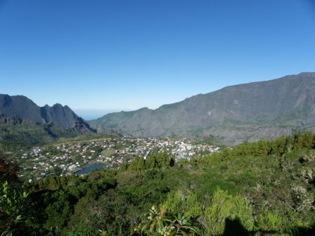 Vue de Cilaos depuis la Roche Merveilleuse