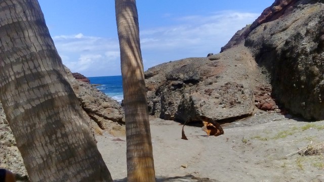 Autre vue de l'ilet et son paysage lunaire