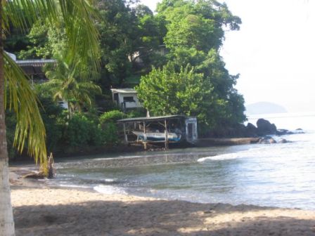 Maisons de pêcheurs plage de madiana, août 2010 Maisons de pêcheurs plage de madiana