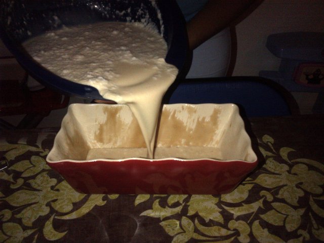 Verser l'appareil pour le flan coco, oct. 2013 Verser l'appareil pour le flan coco