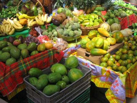 Marché de Fort de France Fruits Locaux