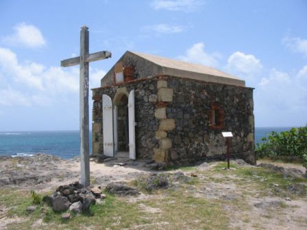 Chapelle de la Vierge des Marins Macabou, août 2009 Chapelle de la Vierge des Marins Macabou